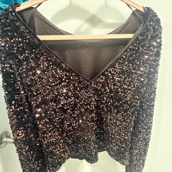 H&M Top - Picture 5 of 9